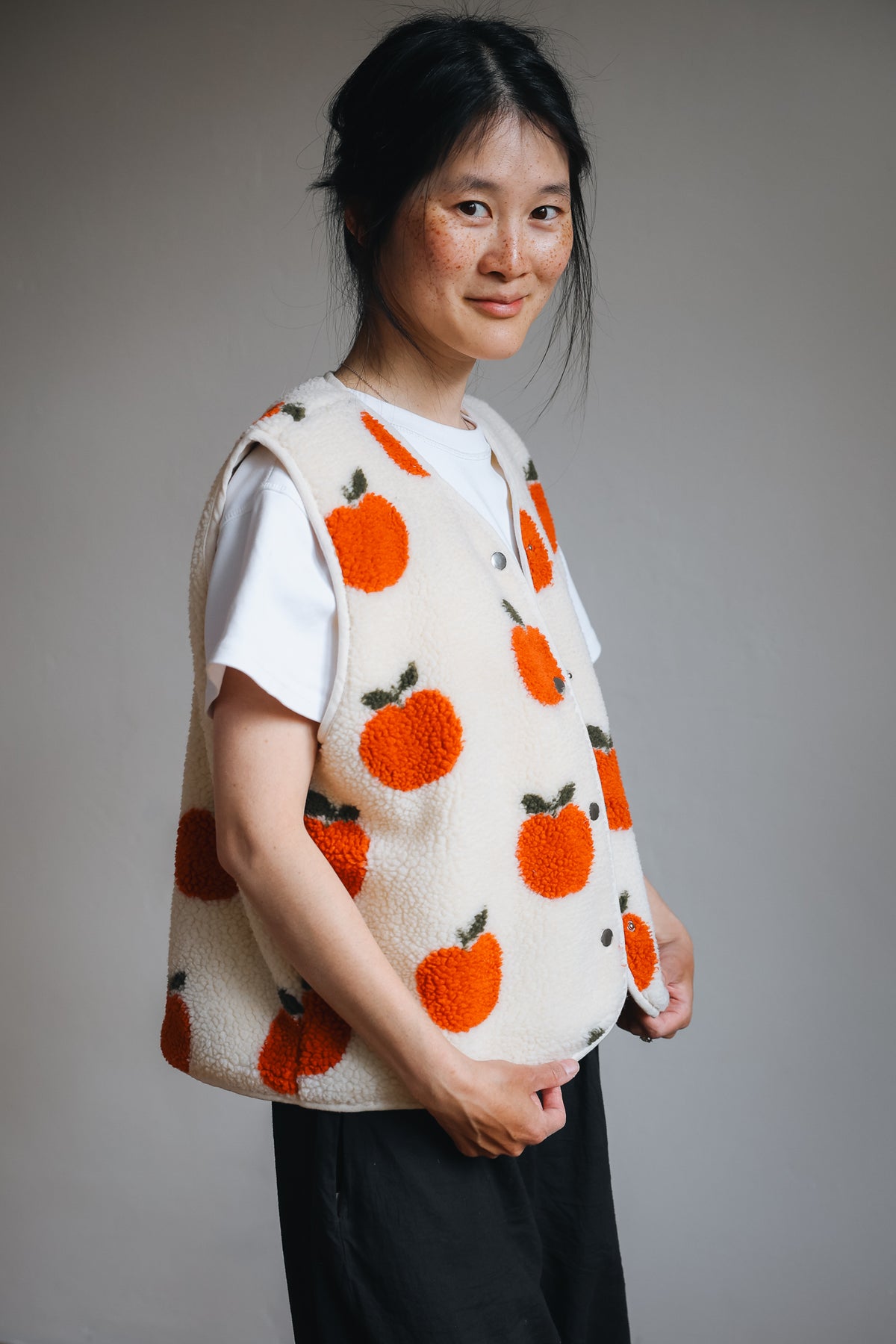 Morning Vest - Apples
