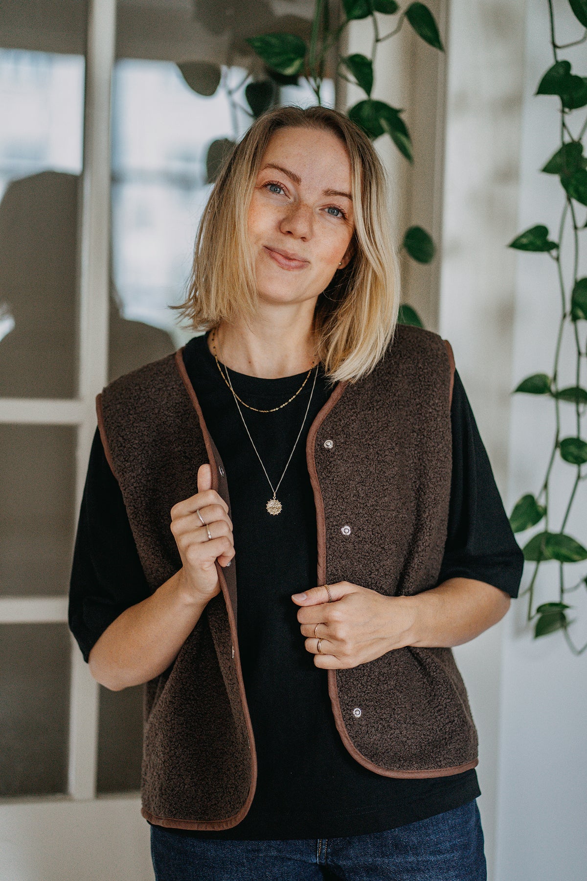Morning Vest - Chocolate Brown