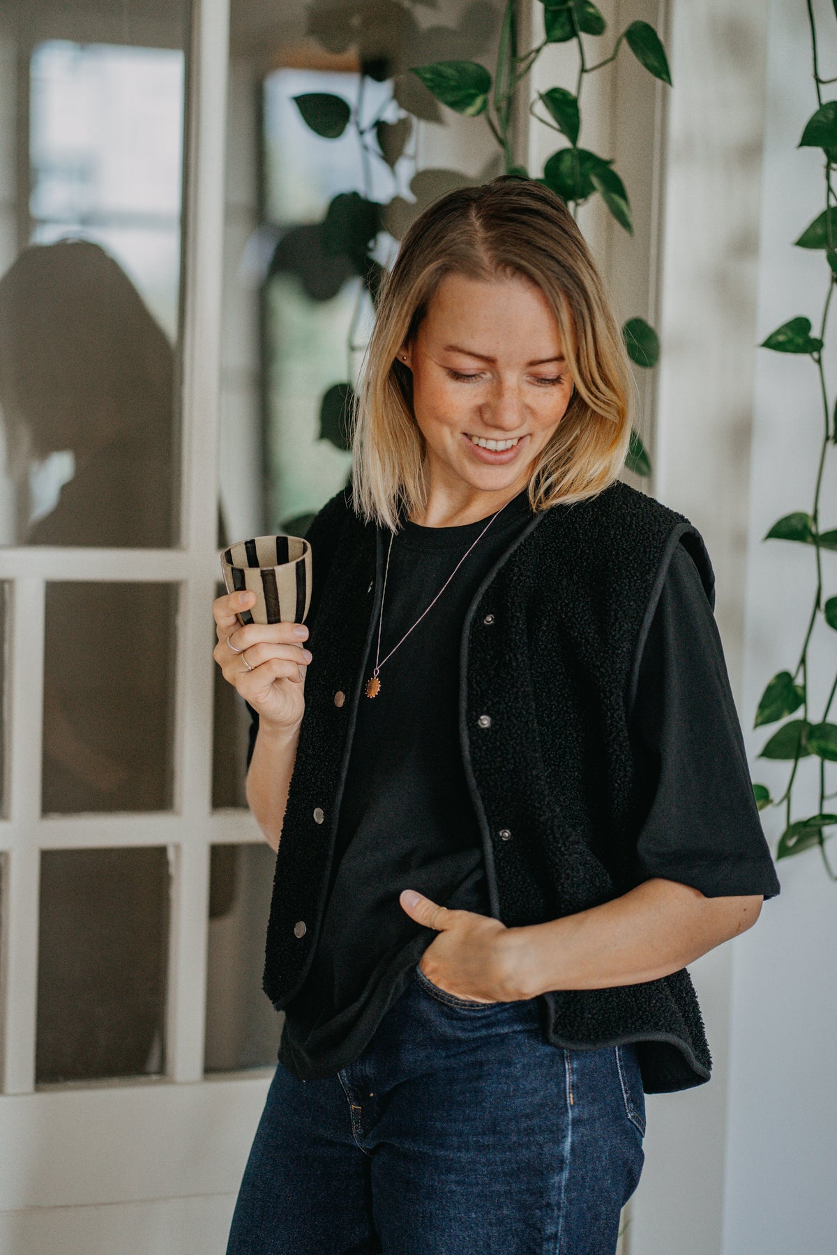 Morning Vest - Classy Black