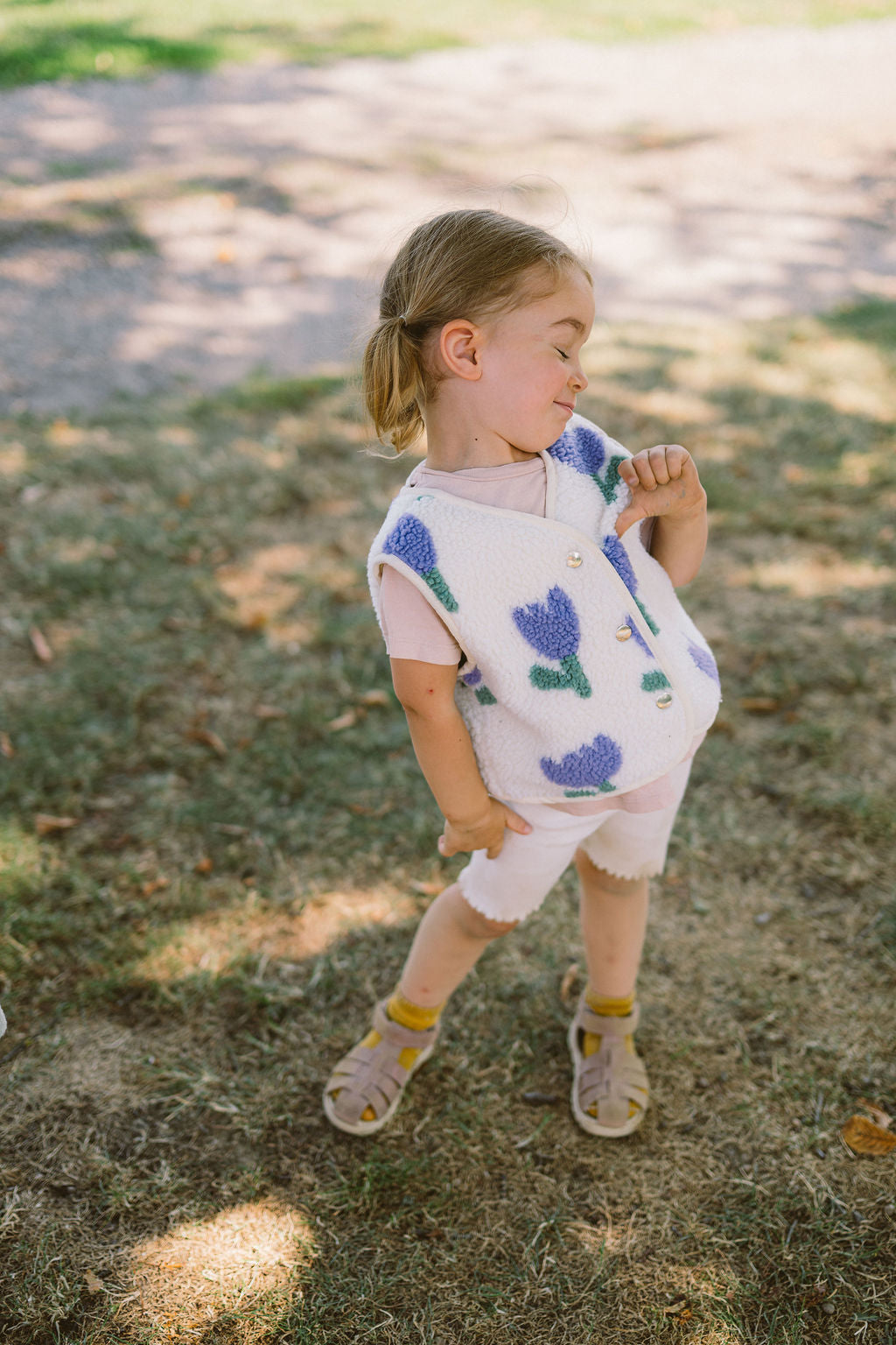 Morning Vest Kids – Purple Tulips