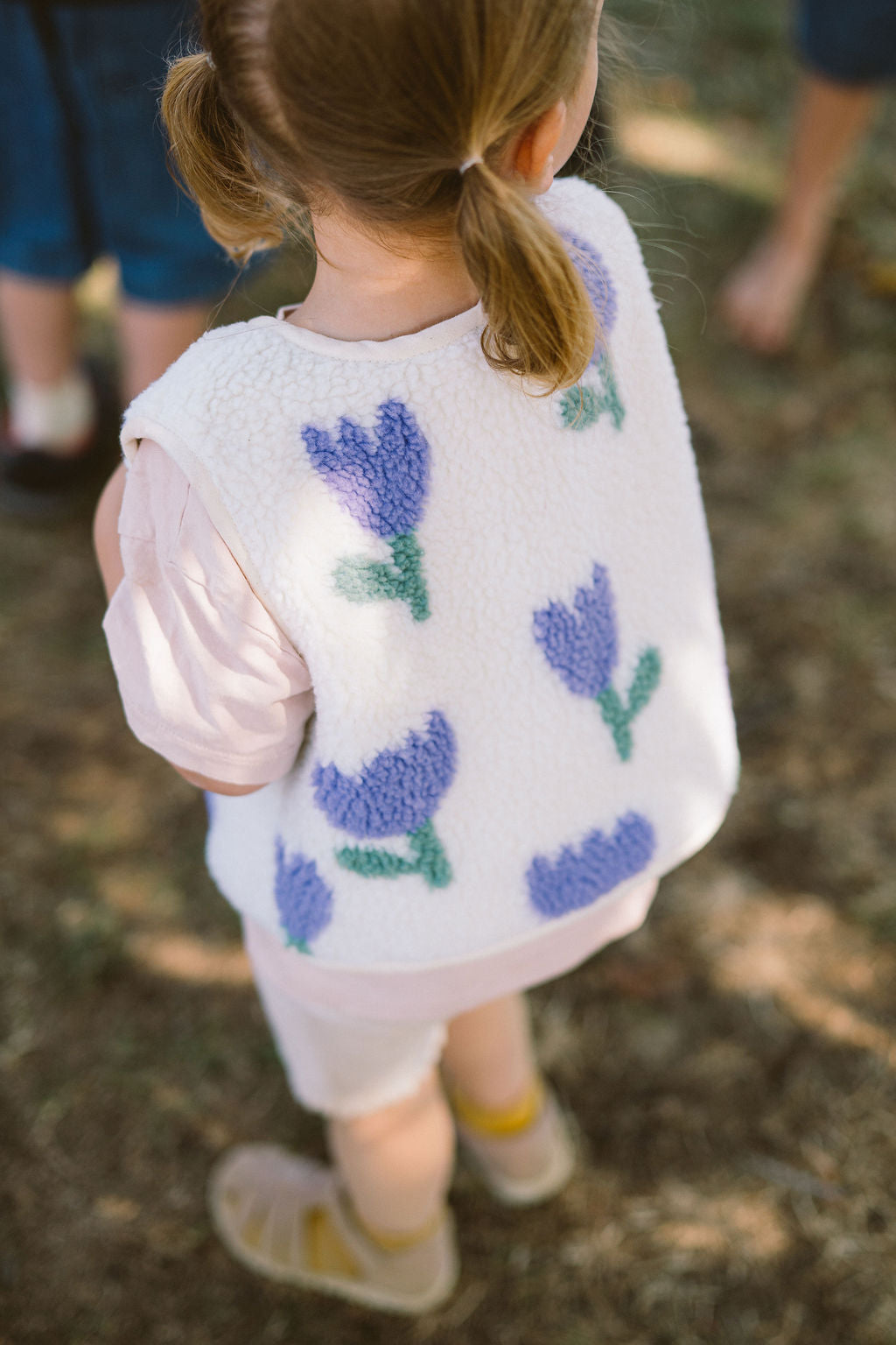 Morning Vest Kids – Purple Tulips