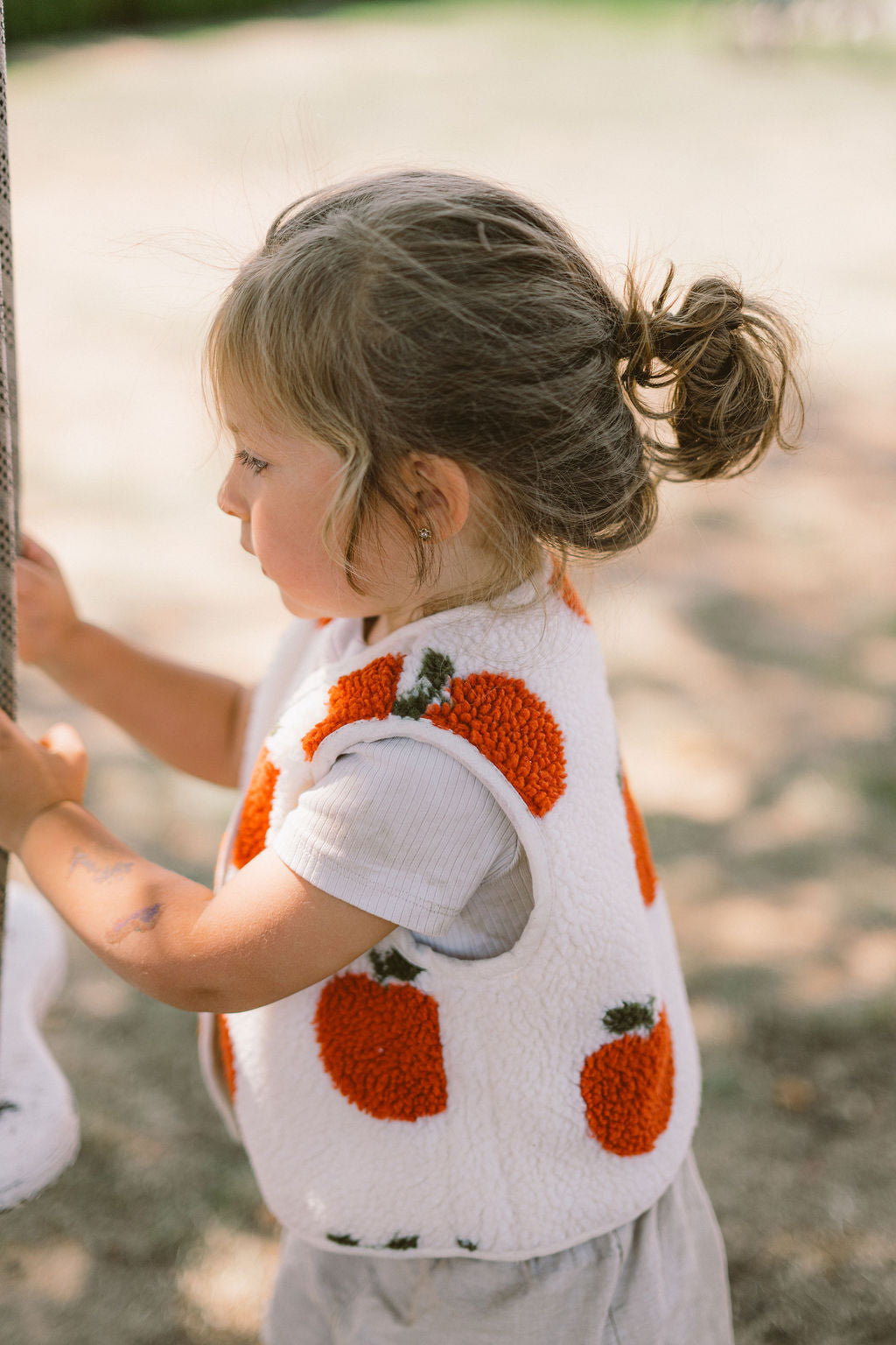 Morning Vest Kids – Apples